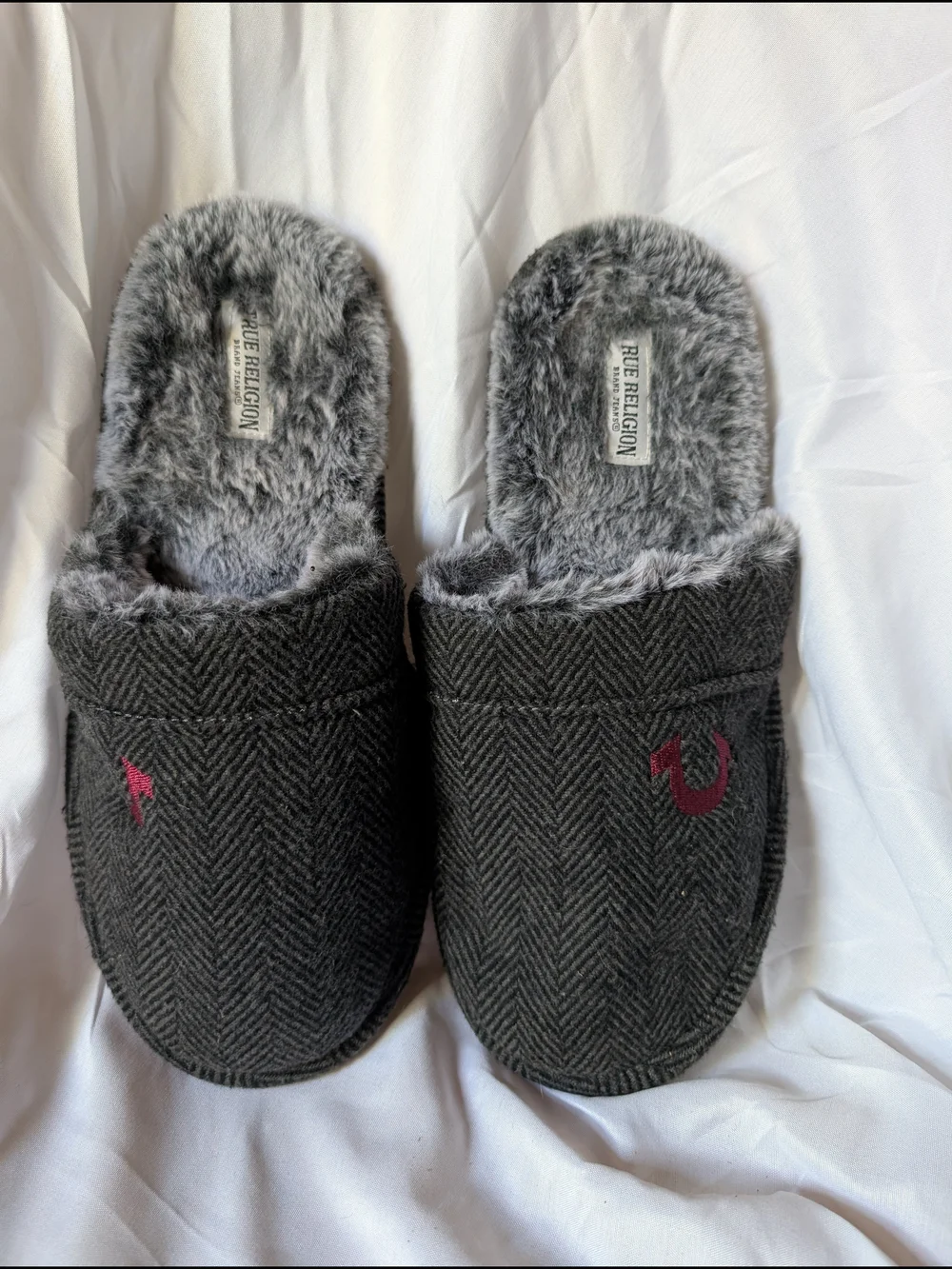 True Religion Gray Faux Fur Slide Slippers